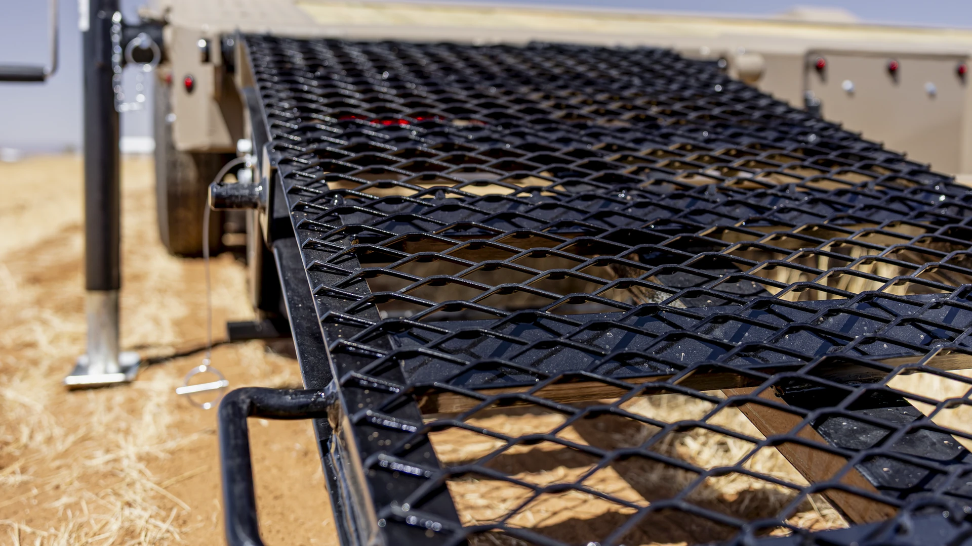 horizon trailers img